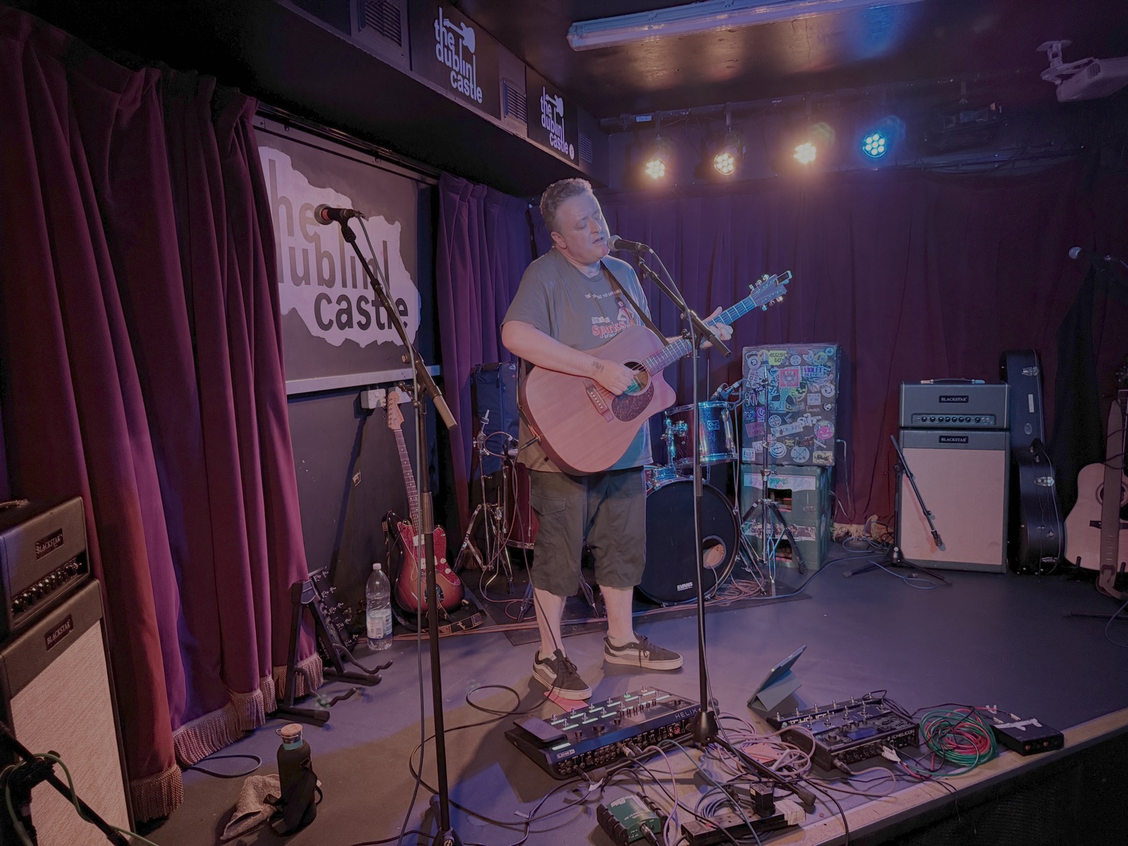 Just Purring performing live at Dublin Castle